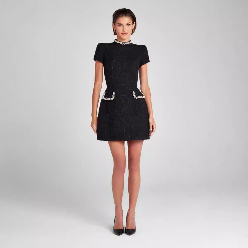VESTIDO CON PIEDRAS NEGRO