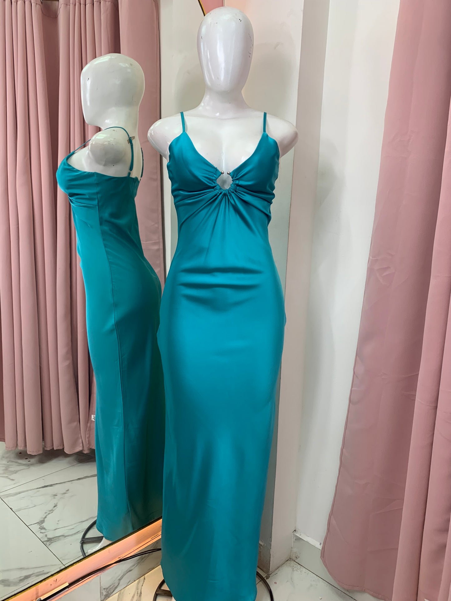 VESTIDO CLARISA MAXI TURQUESA