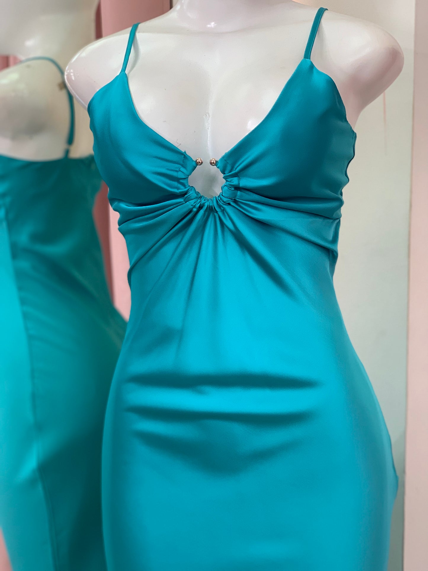 VESTIDO CLARISA MAXI TURQUESA