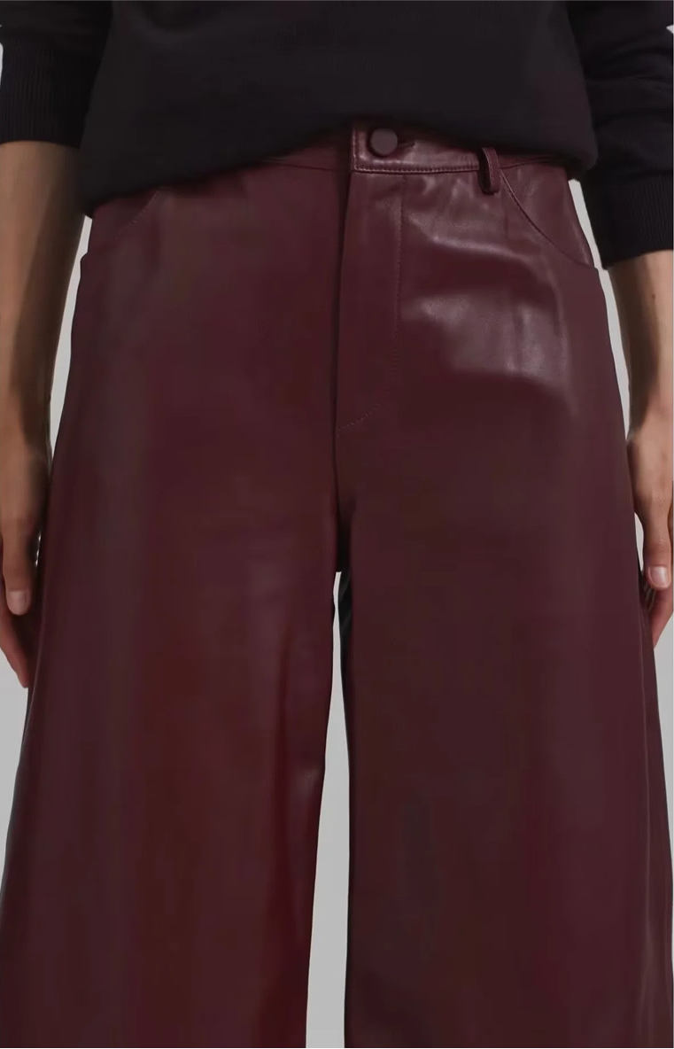 PANTALON EFECTO PIEL TINTO