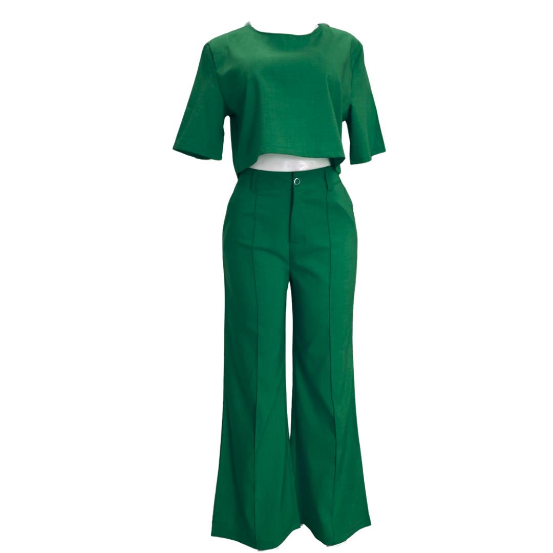 CONJUNTO VERDE BLUSA CORTA