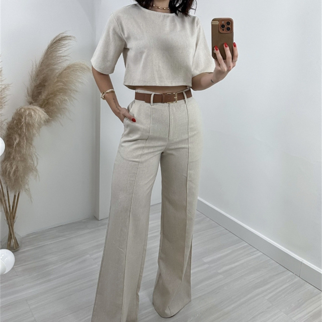 CONJUNTO BEIGE BLUSA CORTA