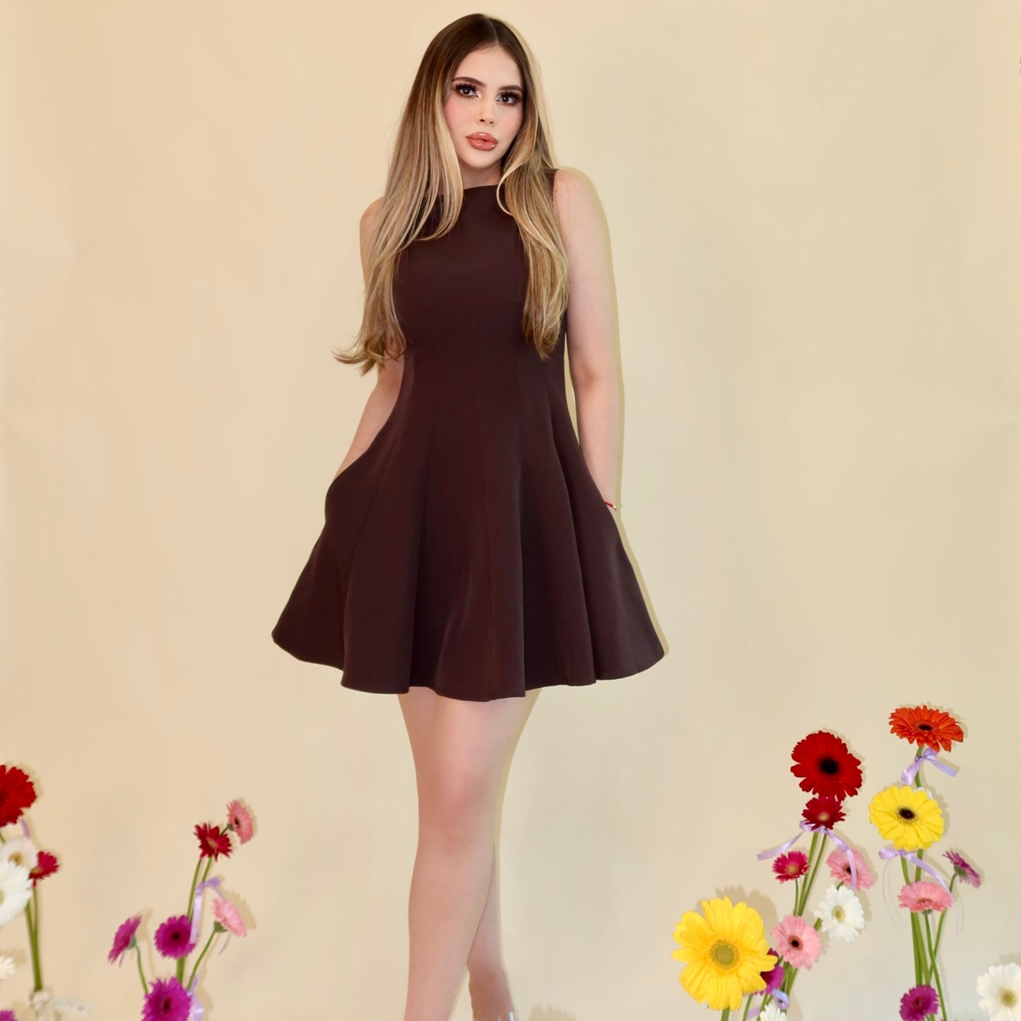 VESTIDO MINI KARLA CAFE