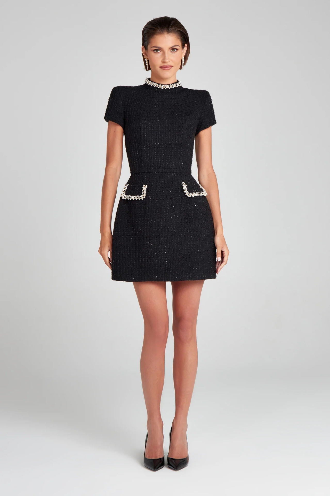 VESTIDO CON PIEDRAS NEGRO