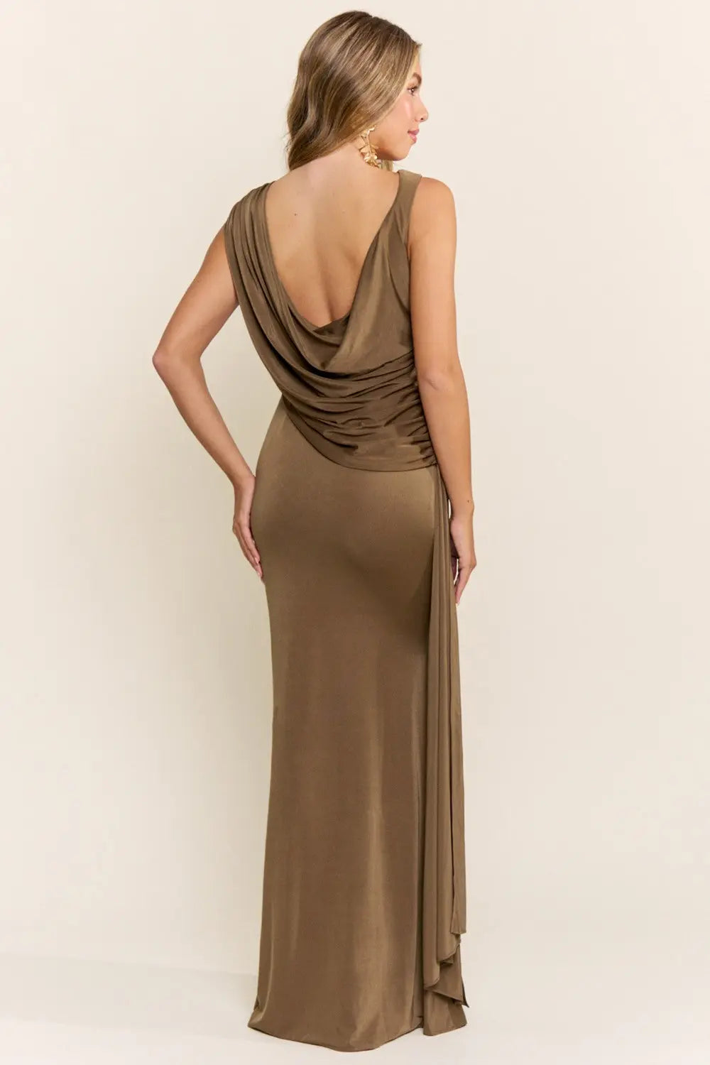 VESTIDO MAXI DELILAH BROWN
