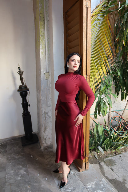 FALDA BURGUNDY SATIN