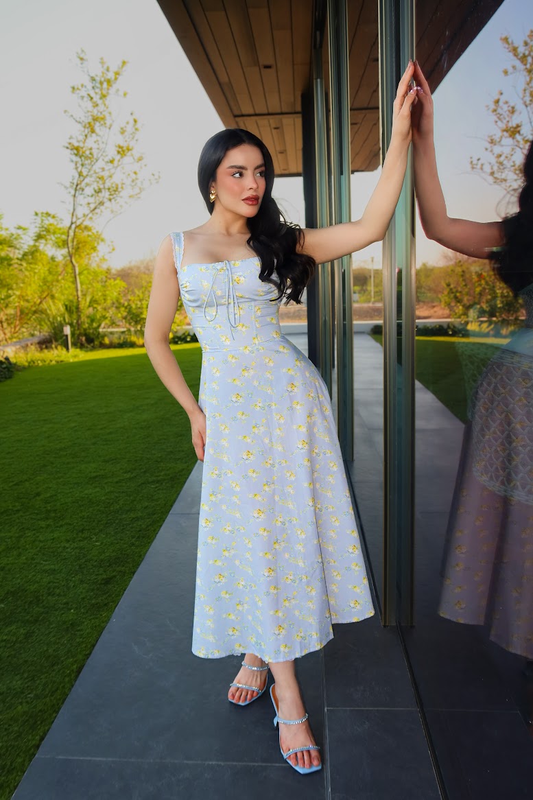 VESTIDO MIDI JASMINE BABY BLUE