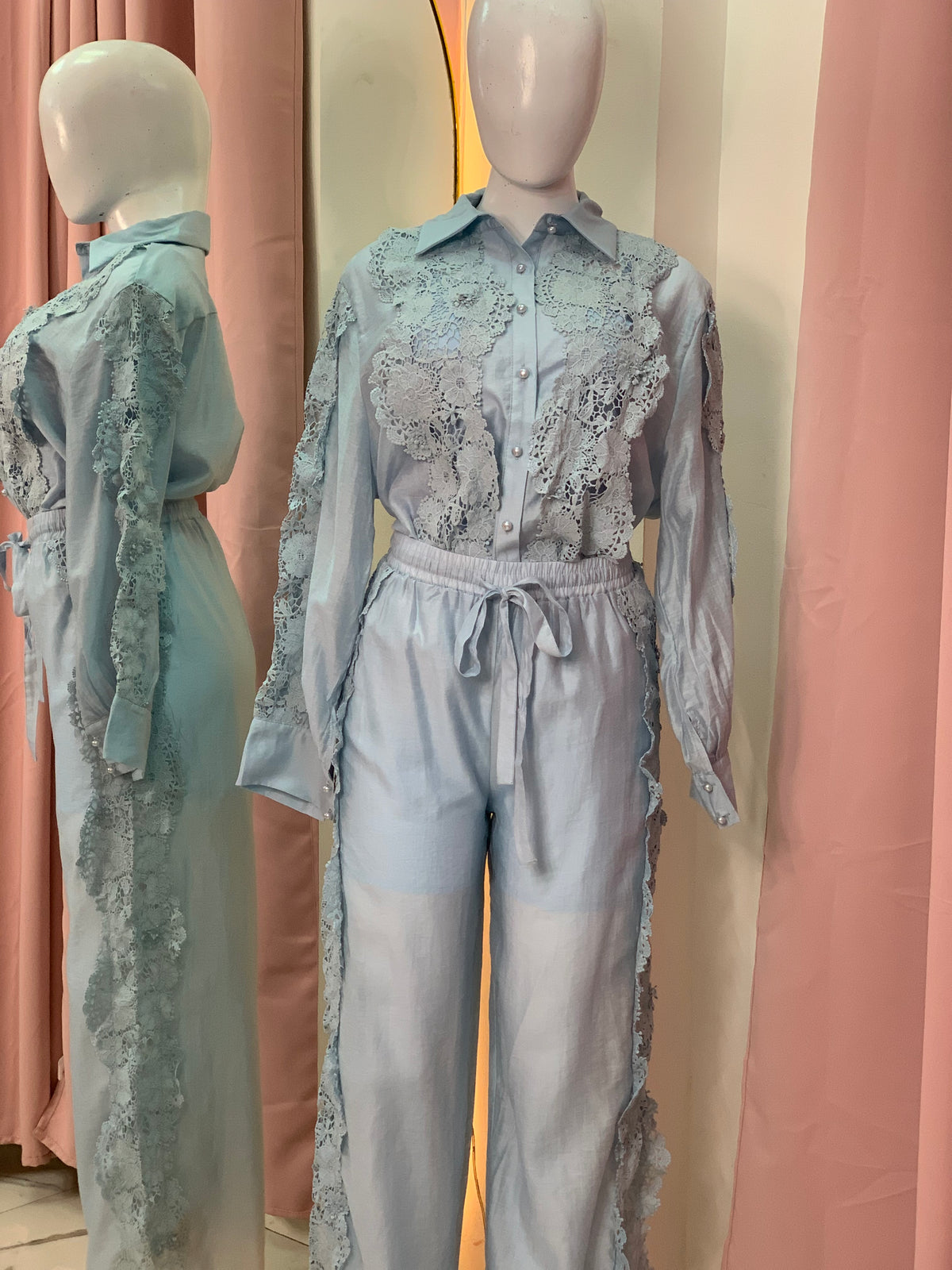 GENEVIEVE  BABY BLUE COTTON + SEDA SET PANTALON + CAMISA