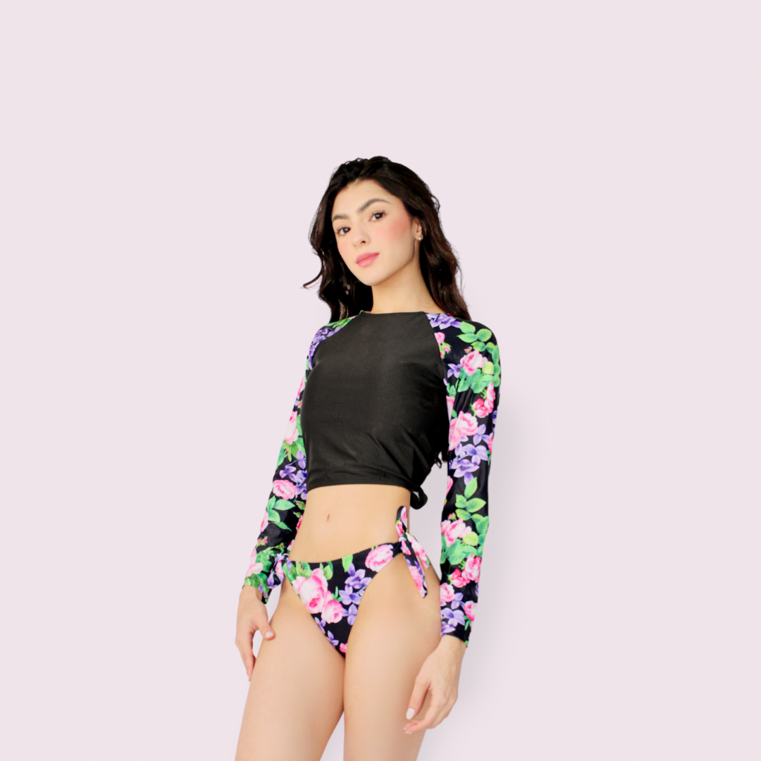 BIKINI MANGA LARGA NEGRO CON FLORES ROSAS Y LILAS