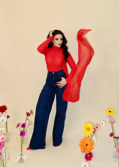 BLUSA ROJA MESH CON DETALLE AL COSTADO