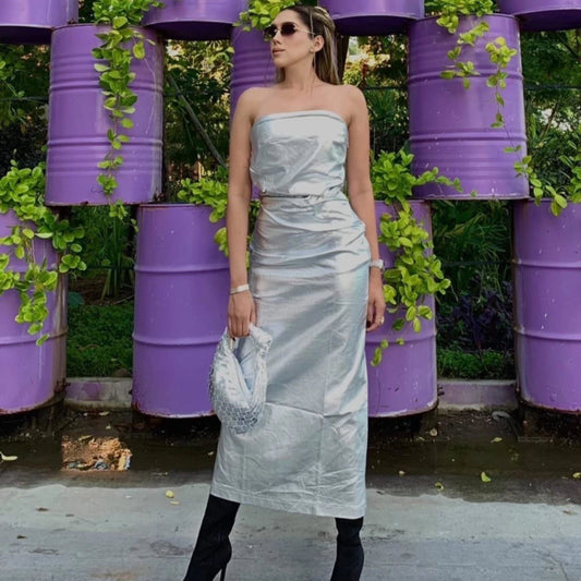 VESTIDO STRAPLE METALICO PLATA