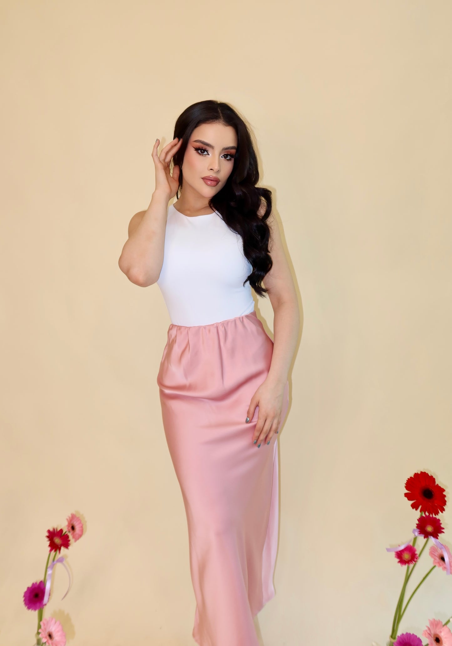 FALDA MIDI ROSA SATIN