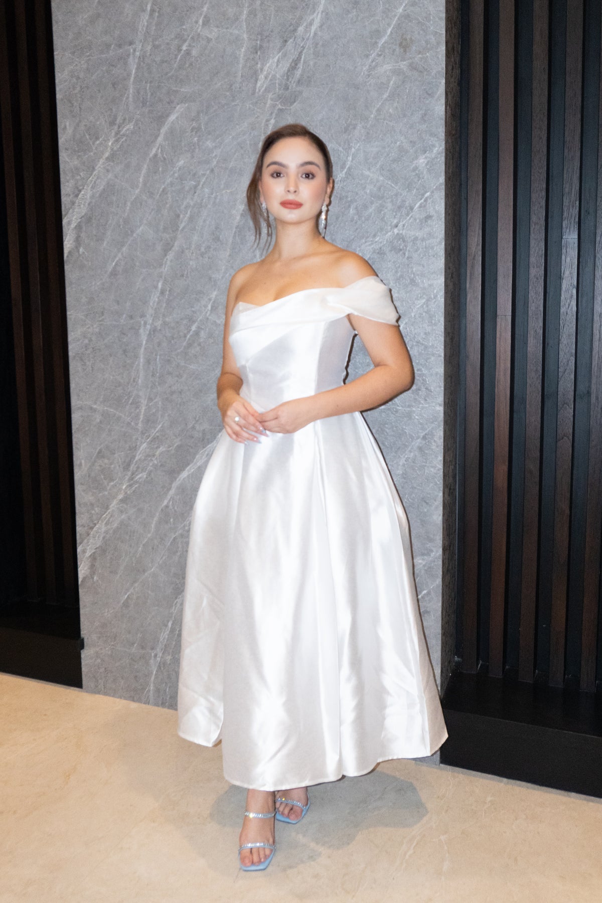 VESTIDO ADELINE IVORY MIDI