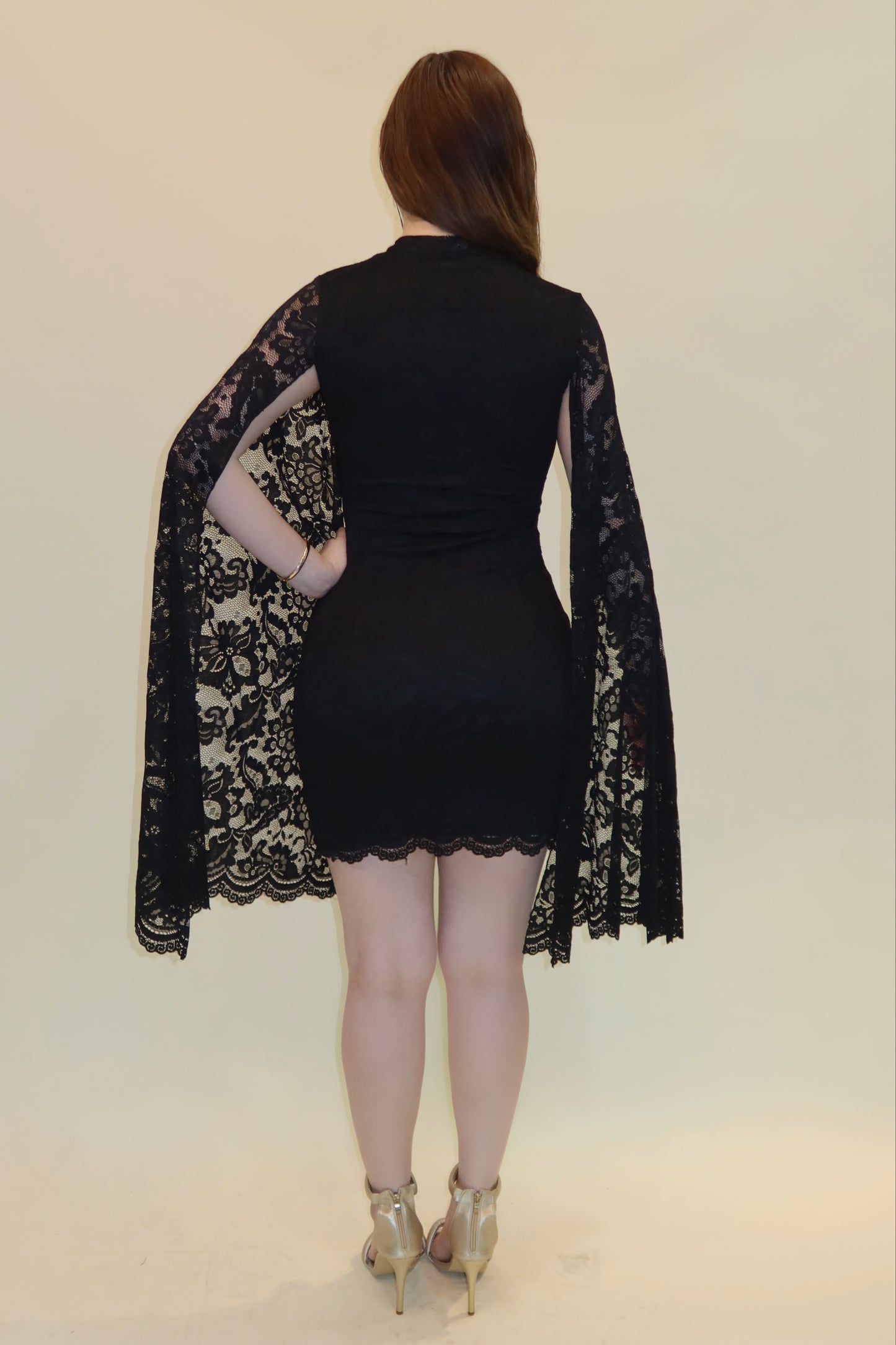 VESTIDO ELEONOR ENCAJE NEGRO