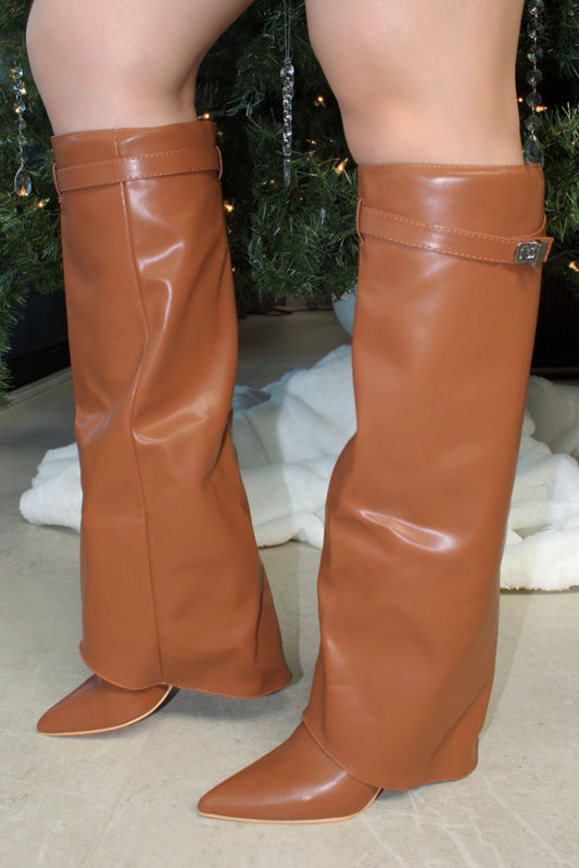 BOTAS CAMEL CON HERRAJE