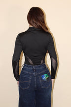 BODY CUELLO ALTO CON TRASPARENCIAS