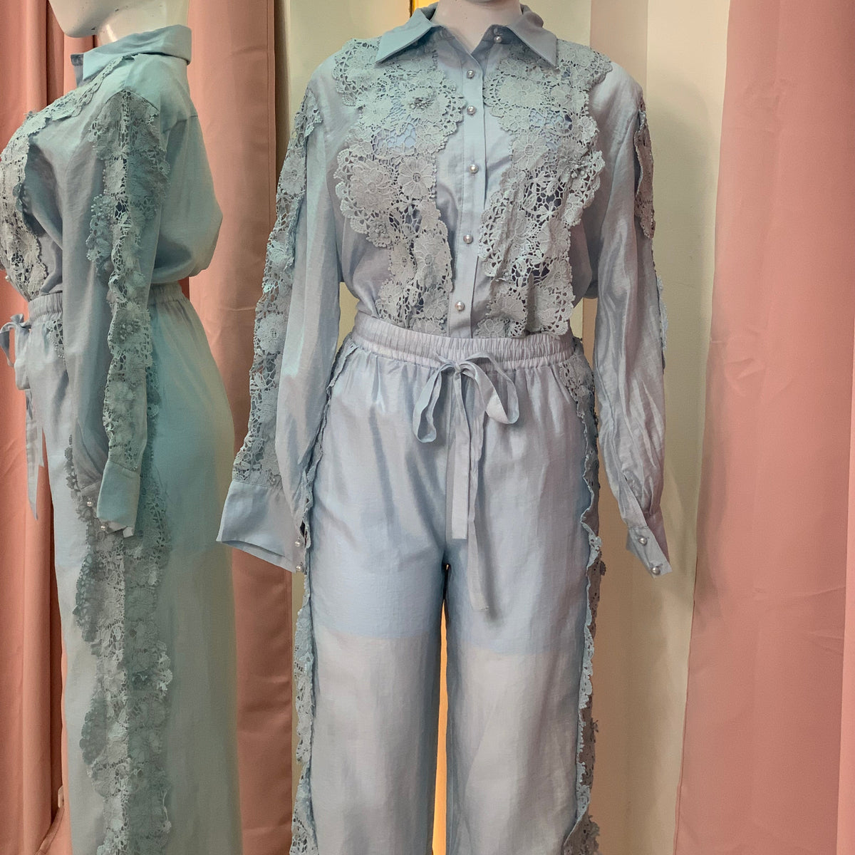 GENEVIEVE  BABY BLUE COTTON + SEDA SET PANTALON + CAMISA