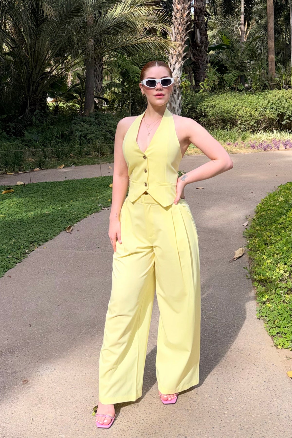 CONJUNTO IVY YELLOW CHALECO + PANTALÓN