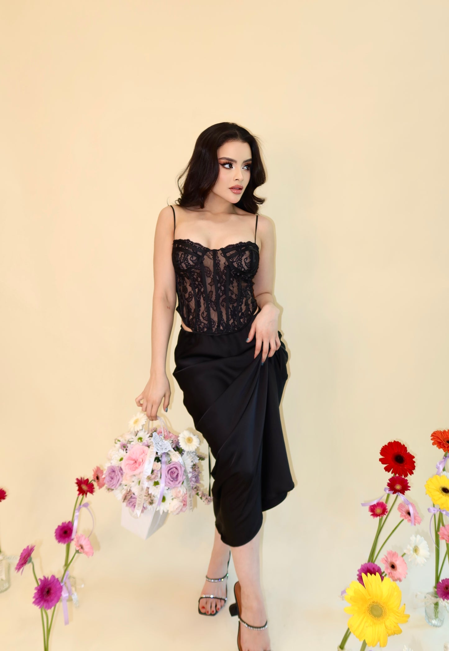 FALDA NEGRA SATIN