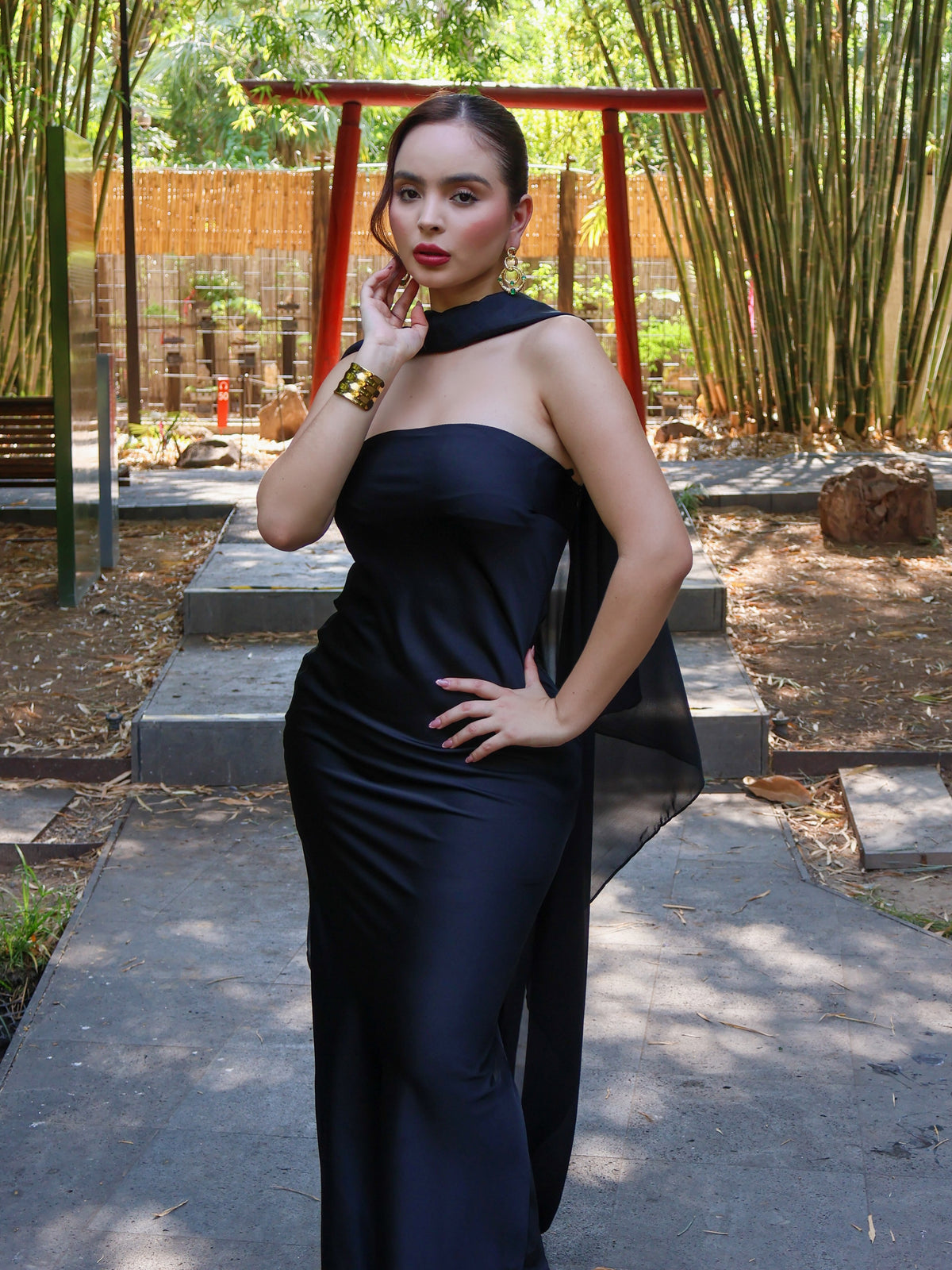 VESTIDO MAXI LORREINE BLACK