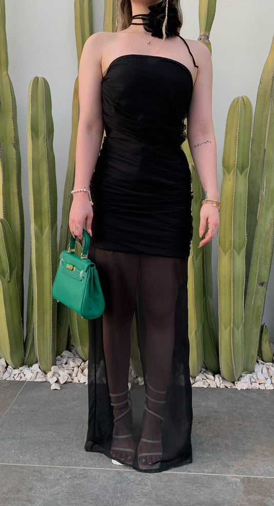 VESTIDO CON FLOR