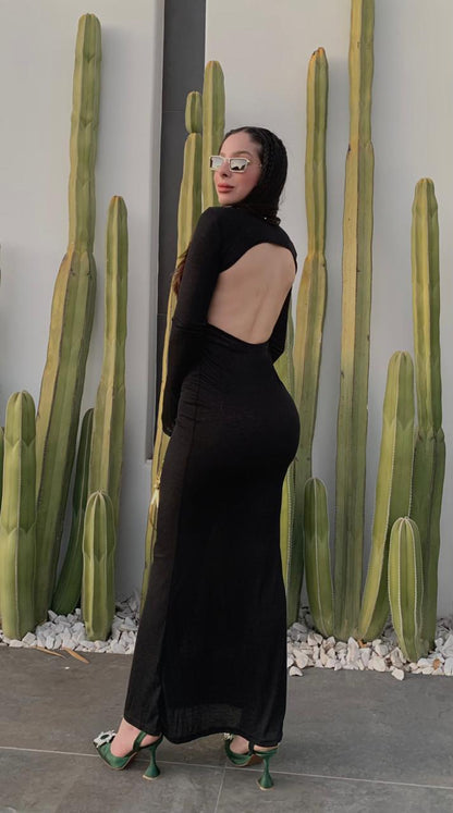 VESTIDO ESCOTE EN ESPALDA