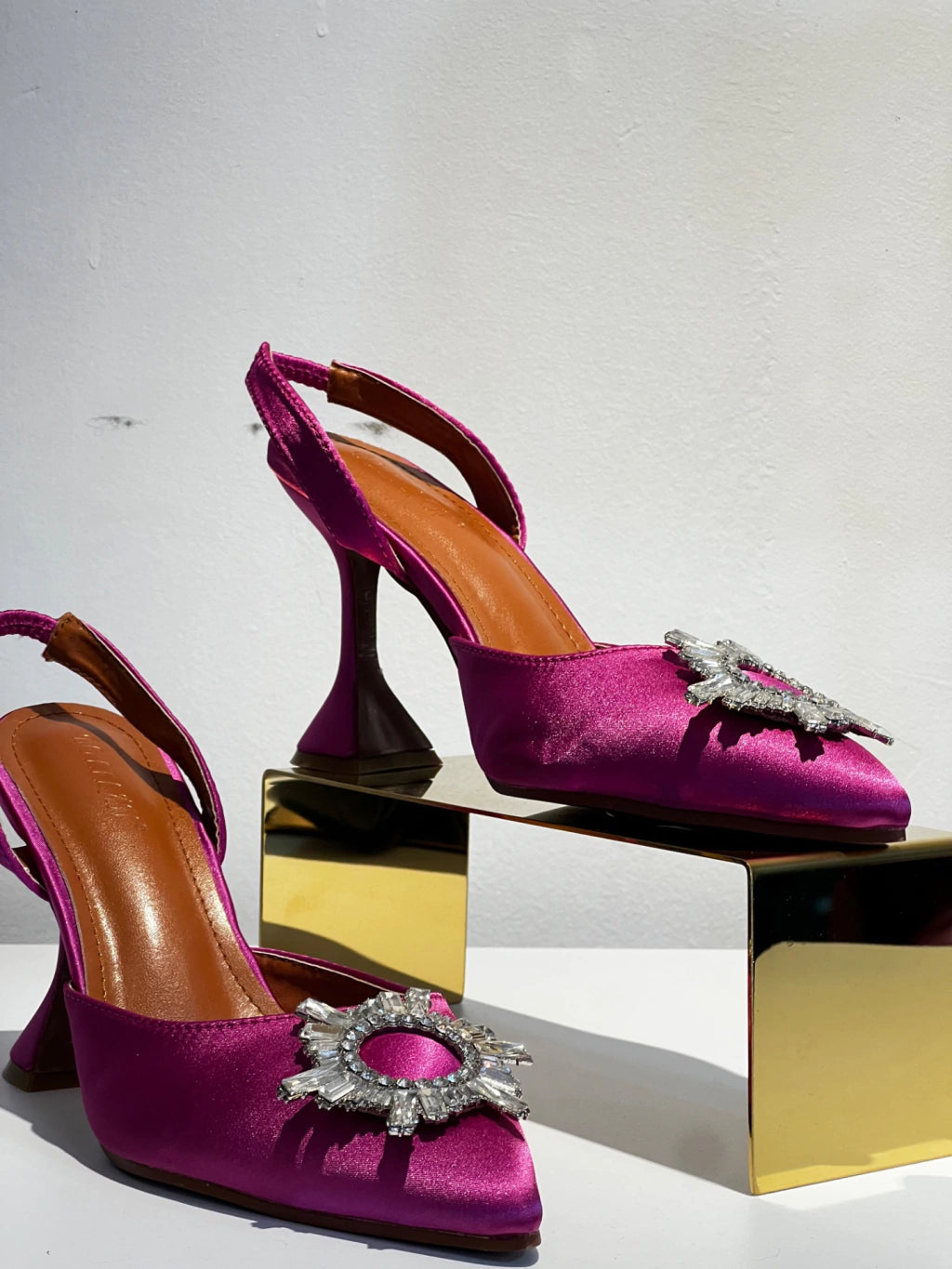 TACON ROSA ESTILO AMINA