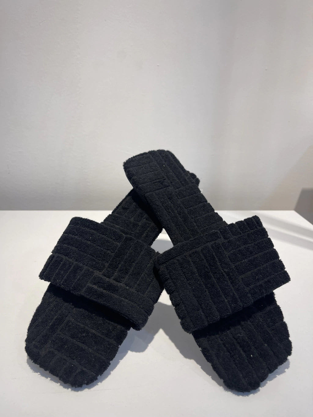 SANDALIA NEGRA DE TELA