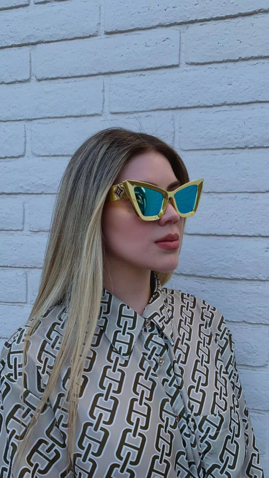 LENTE CAT EYE ESTILO LV DORADO