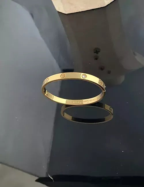 PULSERA DUPE CARTIER CON PIEDRAS