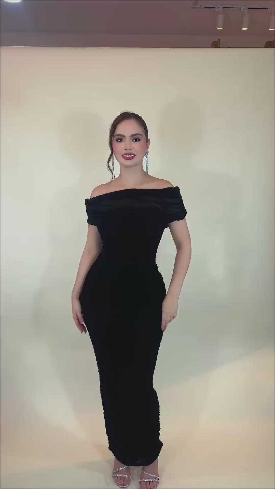 VESTIDO MAXI YANIRA BLACK
